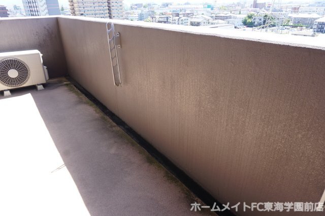 拡大写真：熊本市中央区世安１丁目 7階704のバルコニー