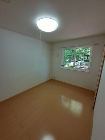 拡大写真:Vent VertⅡ 2階202のおしゃれな内装です