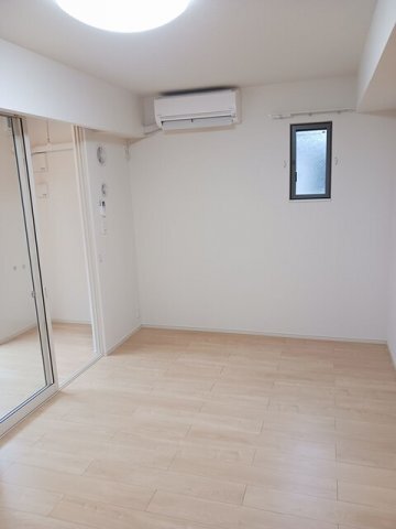 拡大写真:ガーデニア 1階102の内装は落ち着いています