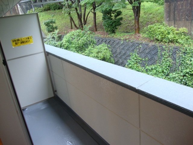 拡大写真:熊本市西区池田1丁目 1階102のバルコニー