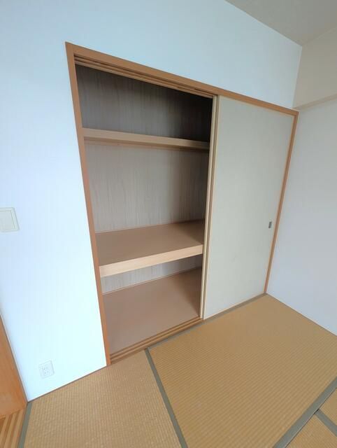 拡大写真：ＭＪＲ大江 4階415の収納