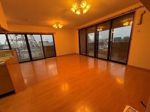 拡大写真:熊本市東区西原1丁目 6階601の居間