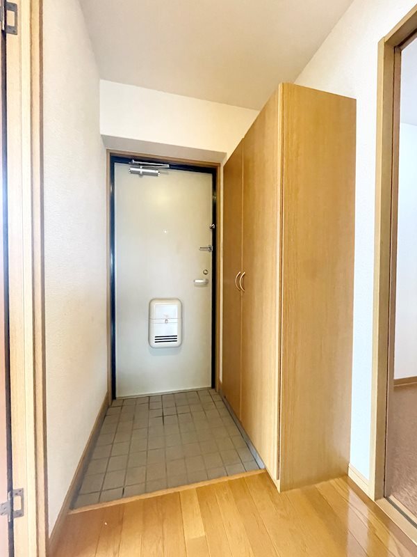 拡大写真:熊本市中央区神水2丁目 4階402の玄関