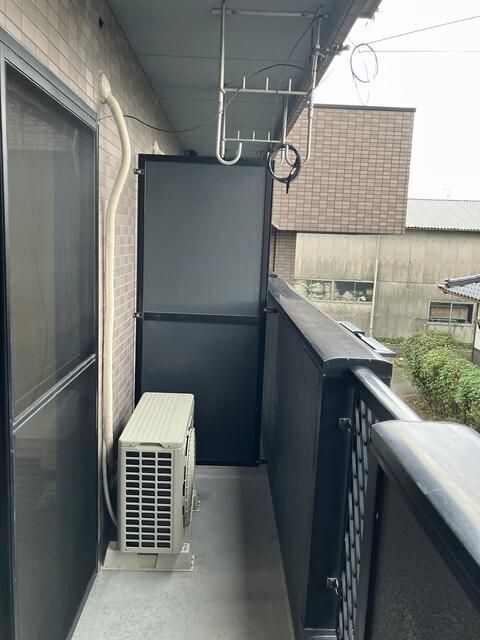 拡大写真:熊本市東区小山6丁目 2階205のバルコニー
