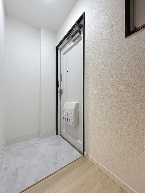 拡大写真：熊本市中央区水道町 3階303の玄関