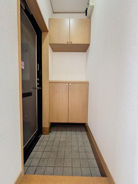 拡大写真:熊本市中央区帯山9丁目 2階202の玄関