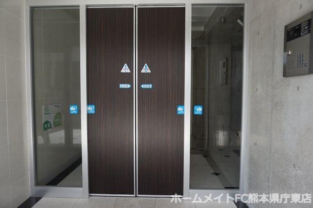 拡大写真:熊本市中央区水前寺5丁目 5階502のエントランス