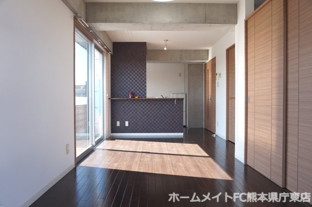 拡大写真:熊本市中央区水前寺5丁目 5階502の居間