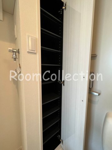 拡大写真：Cozy　House　南阿佐ヶ谷 2階203の収納
