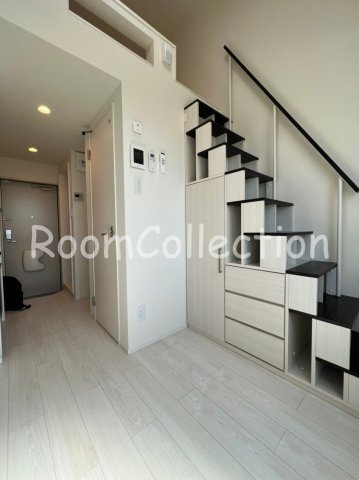 拡大写真：Cozy　House　南阿佐ヶ谷 2階203の居間