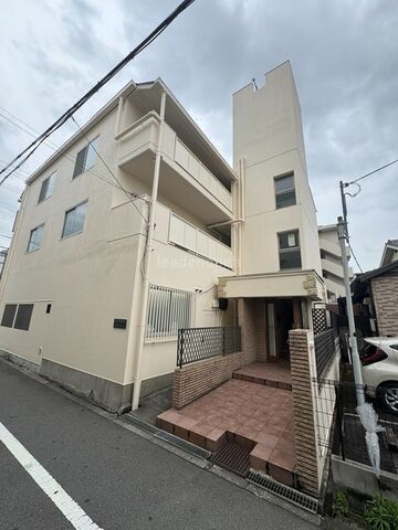 写真:春本ビルの外観