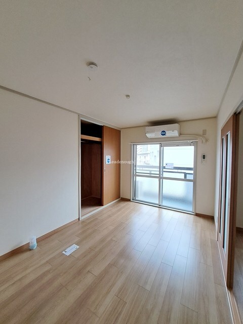 拡大写真:ハイムさとう 3階301の内観