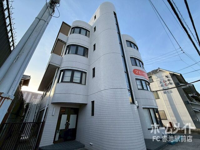 NKビルの外観