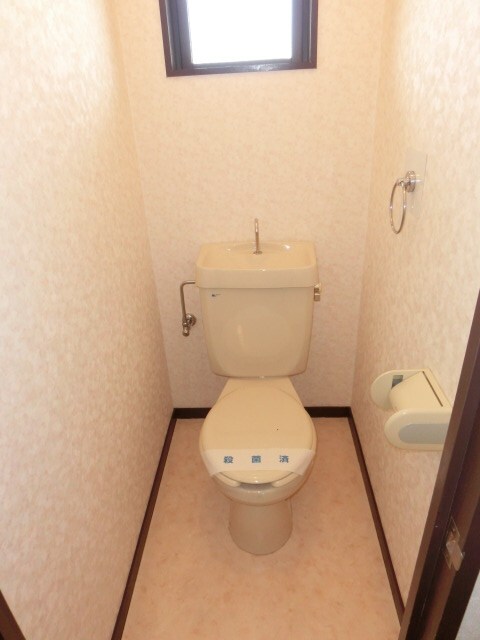 拡大写真:鈴の木ハイツC 3階301のトイレ
