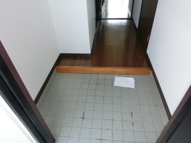 拡大写真:鈴の木ハイツC 3階301の玄関