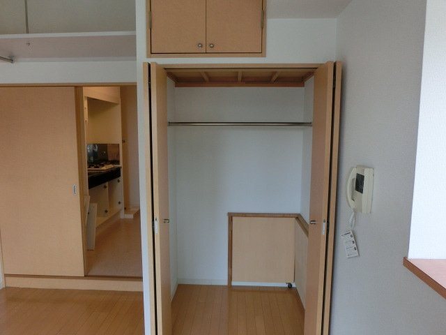 拡大写真:びい6植田 2階201の収納