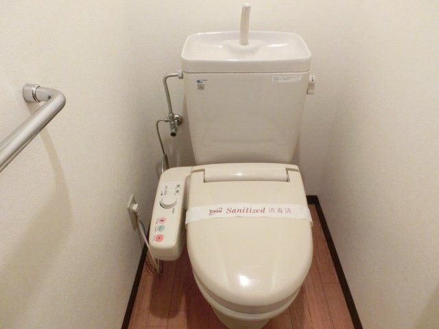 拡大写真:グローリア壱番館 2階205のトイレ