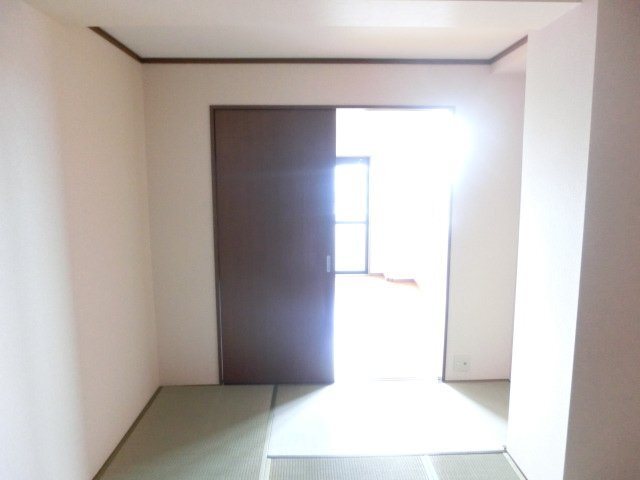 拡大写真:グローリア壱番館 2階205のその他