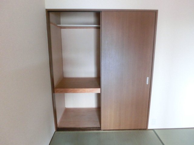 拡大写真:グローリア壱番館 2階205のその他