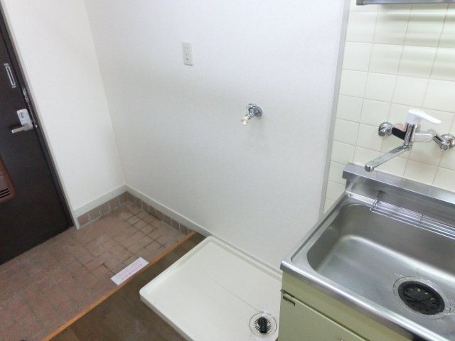 拡大写真:クールソレイユTOHRU 4階406のその他部屋・スペース