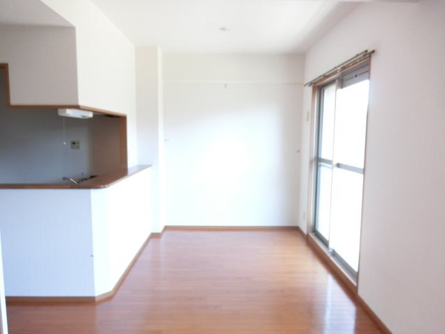 拡大写真:レージュ新栄町 2階205のその他