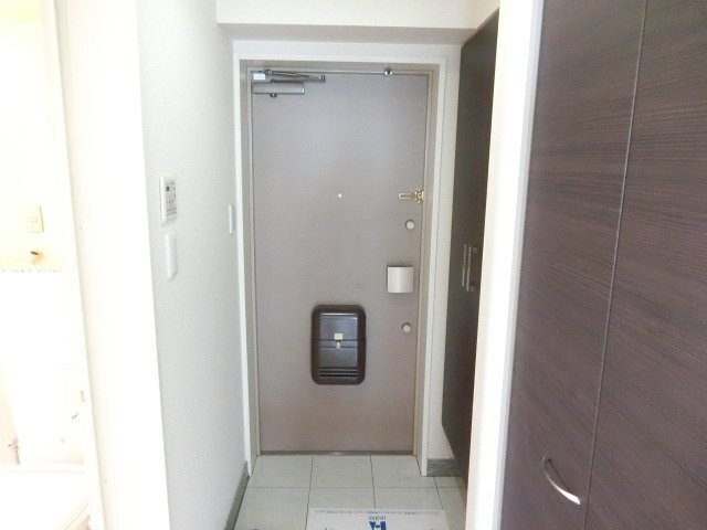 拡大写真:レインボーピア原 5階502の玄関