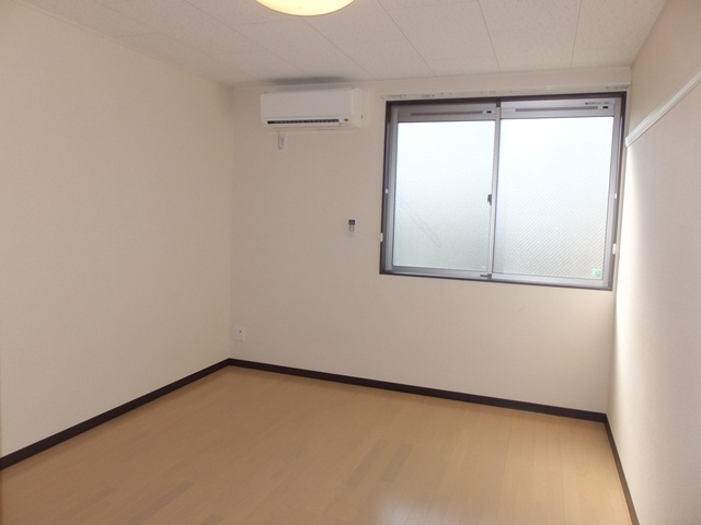 拡大写真：名古屋市緑区水広１丁目 2階K1のリビング