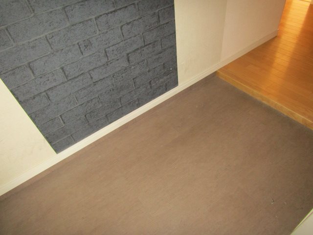 拡大写真：CORTILE MARUFUKU（コルティーレマルフク） 1階108の玄関