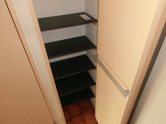 拡大写真:エステート竹の山 2階202のその他