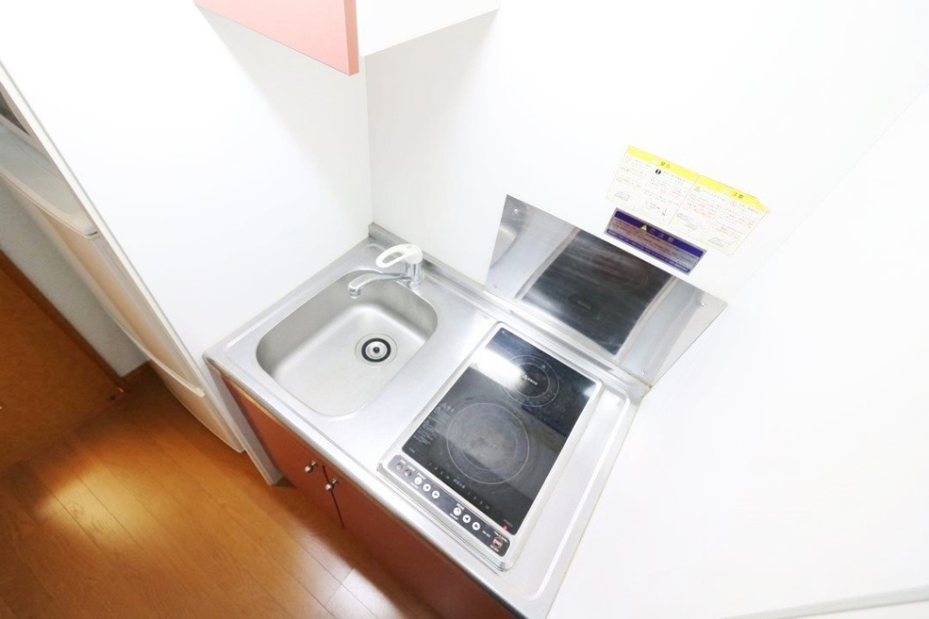 拡大写真：名古屋市緑区大将ケ根１丁目 2階215のキッチン