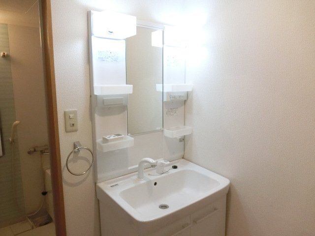 拡大写真:スカイハイツ塚本 2階2Cの洗面所