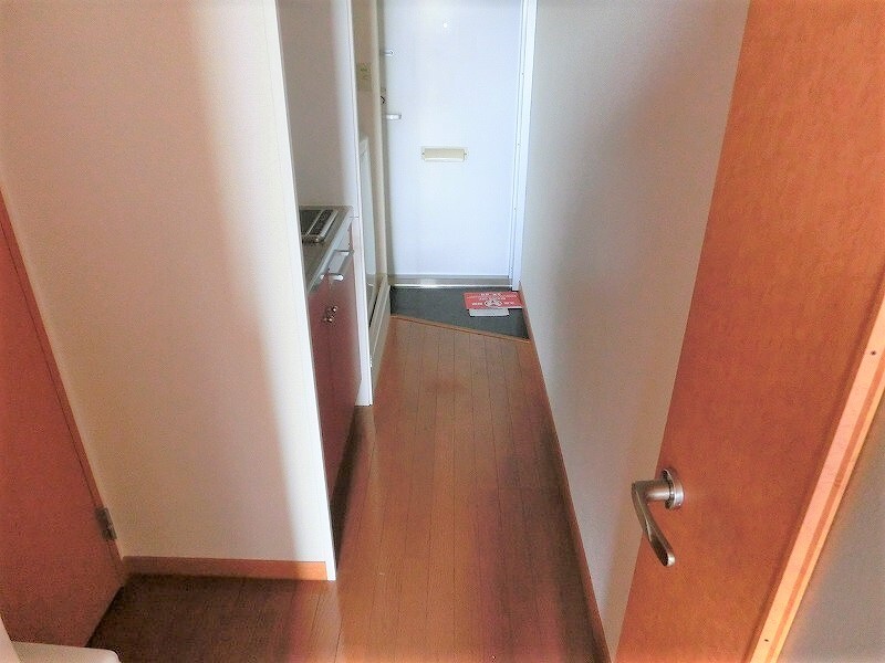 拡大写真:名古屋市緑区浦里4丁目 2階202の玄関