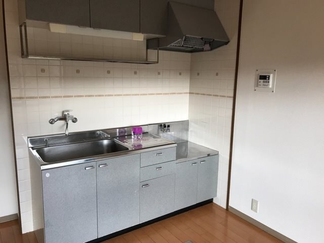 拡大写真:エトワール 1階103のキッチン