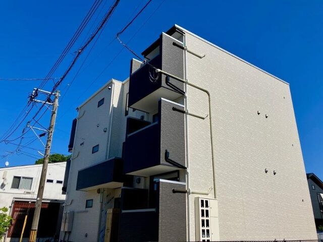 REGALEST F-Iの外観