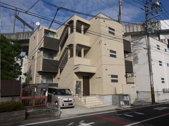 REGALEST連坊の外観