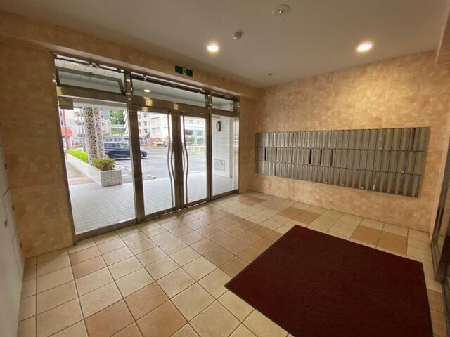 拡大写真:ベルシティ榴ヶ岡 4階408の外観