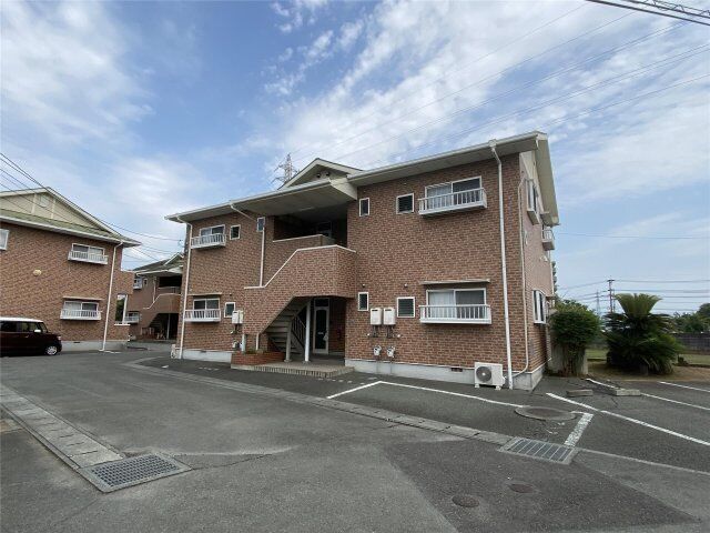 ハイツサンライズC棟の外観
