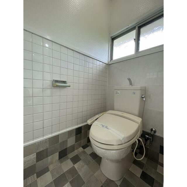 拡大写真:コーポレークサイド 1階102のトイレ