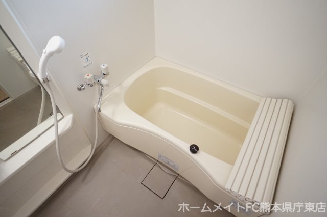 拡大写真:熊本市東区健軍4丁目 2階204の風呂
