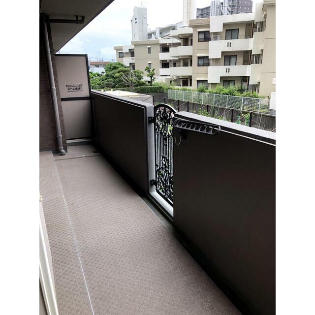 拡大写真:コアマンション九品寺 5階505のバルコニー