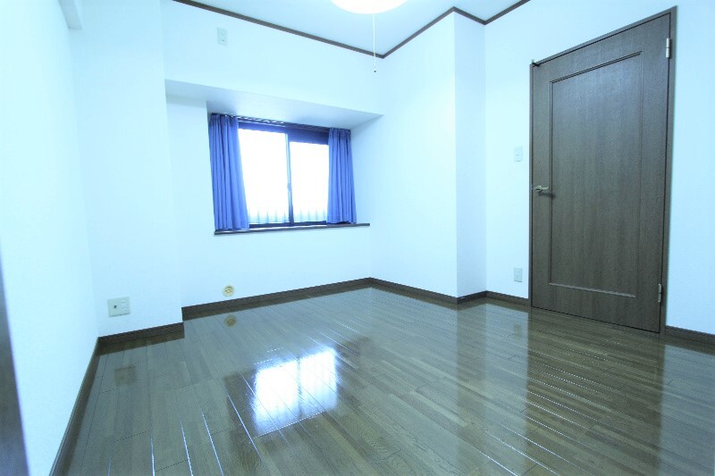 拡大写真:コアマンション九品寺 5階505の内装