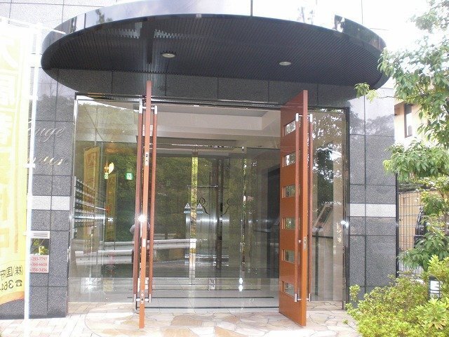 拡大写真:サンロージュ水前寺公園 6階607のエントランス