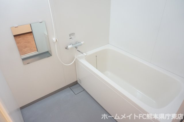 拡大写真:上益城郡益城町大字広崎 1階101の風呂