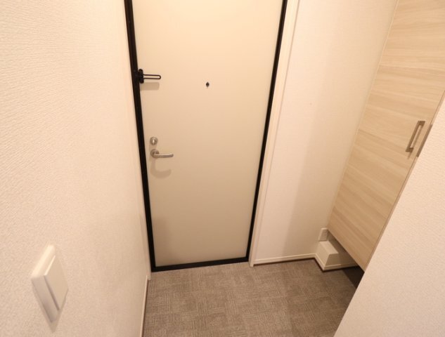 拡大写真:熊本市南区島町1丁目 2階205の玄関