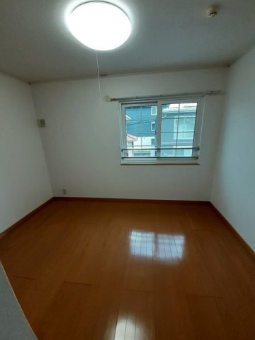 拡大写真:パインヒルズA 2階203の内装