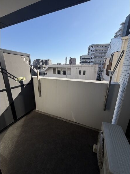 拡大写真:ヒルクレストELGRAND大江 4階404のバルコニー