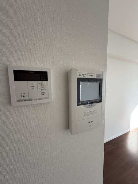 拡大写真:ヒルクレストELGRAND大江 4階404のセキュリティ