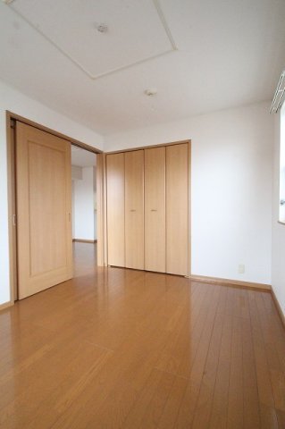 拡大写真:TD下南部Ⅱ 2階203の内装です