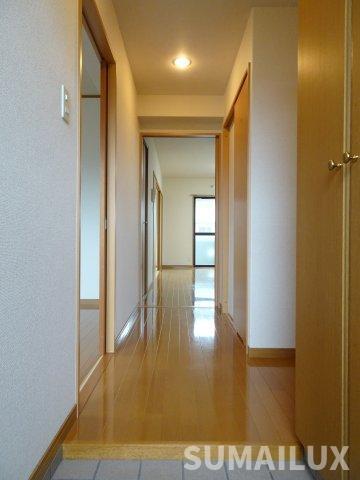 拡大写真:上益城郡御船町大字木倉 2階201の玄関