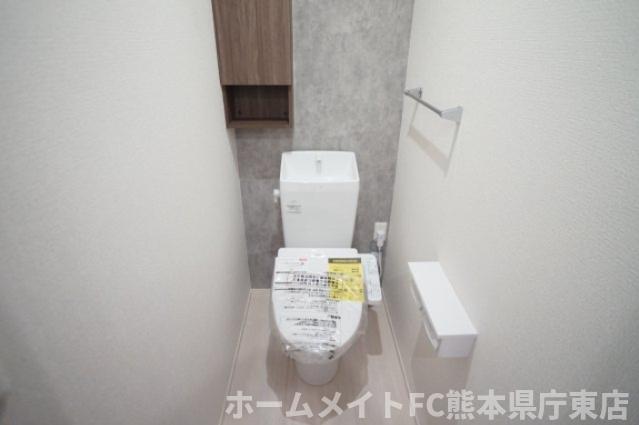 拡大写真:上益城郡益城町大字広崎 2階203のトイレ
